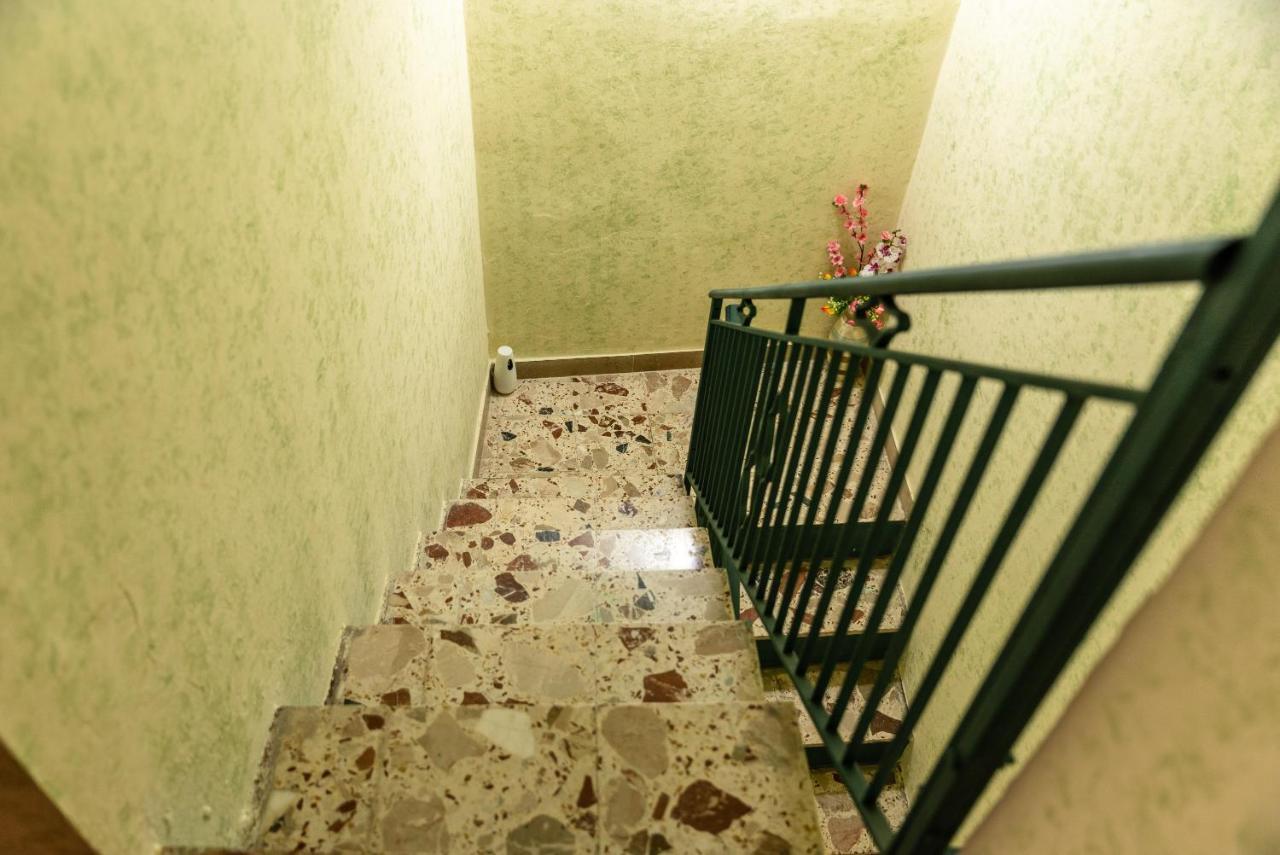 Appartamento Le Rondini Сикулиана Екстериор снимка